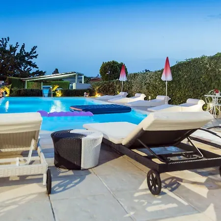 Casa Vacanze Un Tuffo Nel Blu Matera Exterior photo